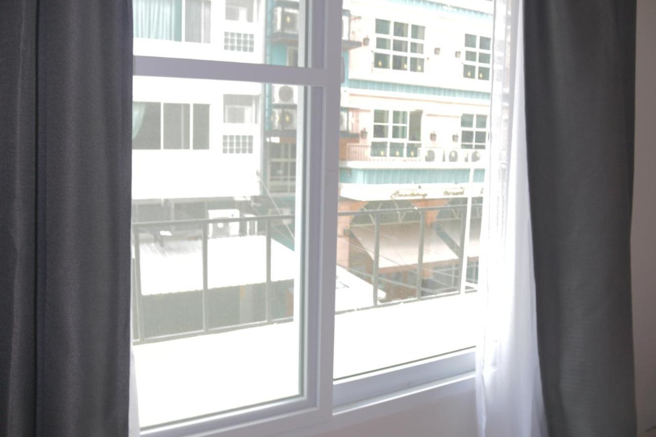 Ferienwohnung Nato House Ekkamai -Bts Ekkamai With Balcony Bangkok Exterior foto